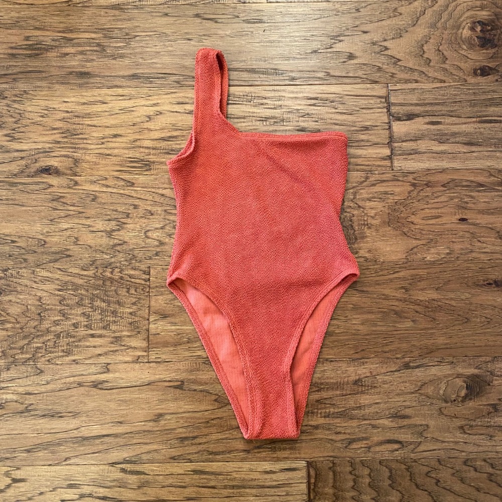 Primark Womens One Shoulder Crinkle Seersucker One Piece Swimsuit Coral Orange M
